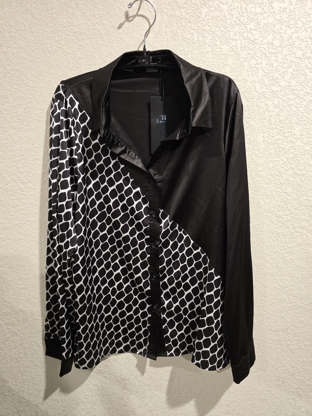 NWT FHQ Collection Satin Colorblock Geometric Print Button-Down Shirt - Medium